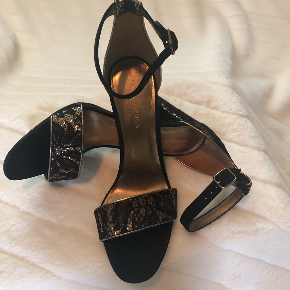 NWB. Marc Fisher Sexy black heels